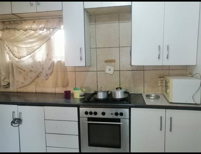 7 BEDROOM HOUSE FOR SALE IN VANDERBIJLPARK CE 5